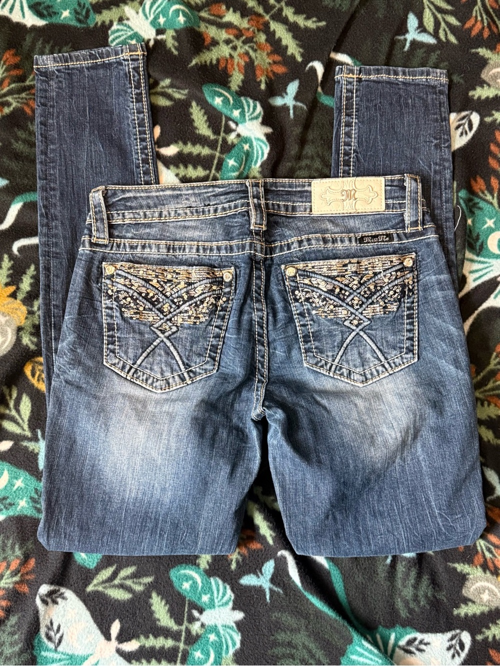 Miss Me Signature Skinny Jeans Medium Wash Embellished Pockets Size 28